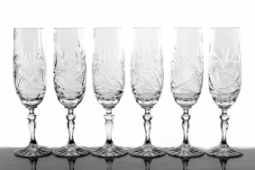 Kryształowe kieliszki do szampana 180ml 440 - komplet kieliszków do szampana.